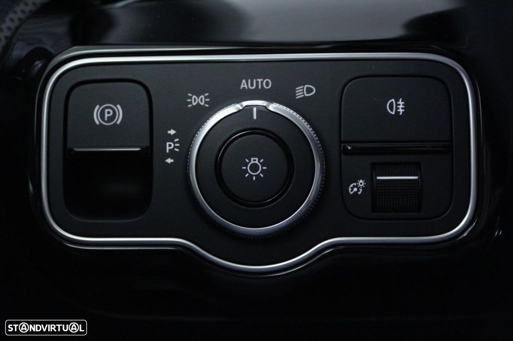 Mercedes-Benz A 200 d - 28