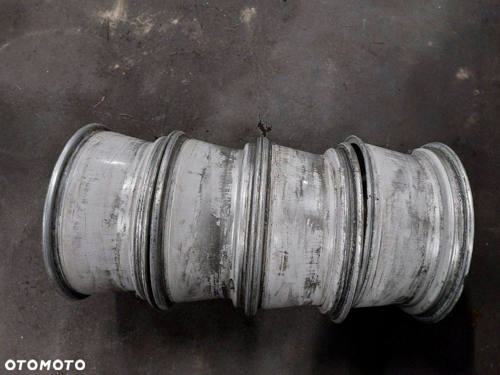 FELGI ALUMINIOWE 4SZT 5x112 7Jx16 ET42 FI57,1 8E0601025B - 9