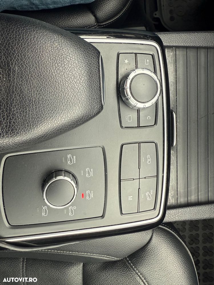 Mercedes-Benz GLE 350 d 4MATIC - 26