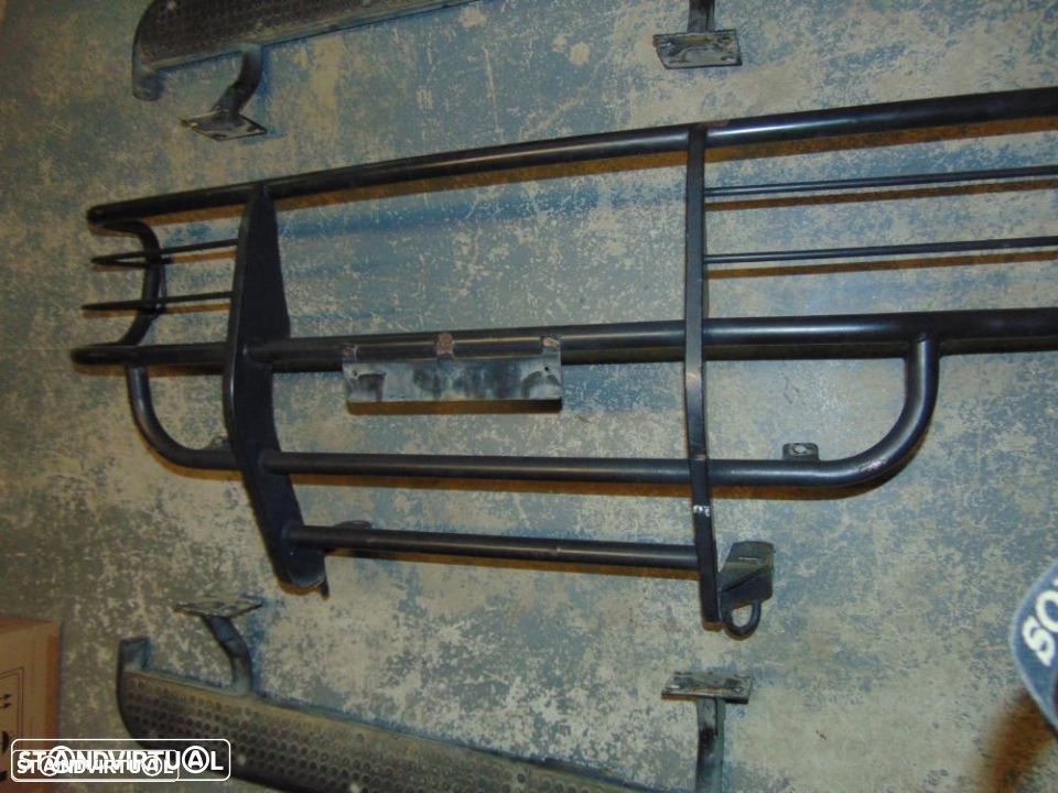 Opel Frontera 1997 grade frontal - 4