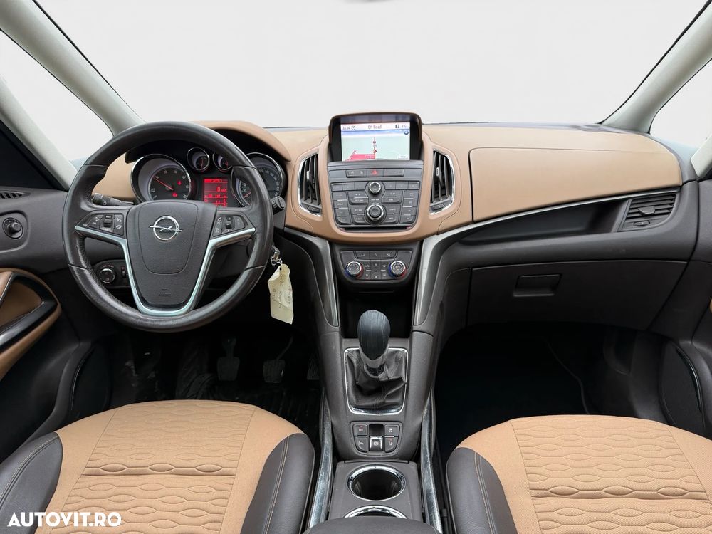 Opel Zafira Tourer 2.0 CDTI Innovation - 8