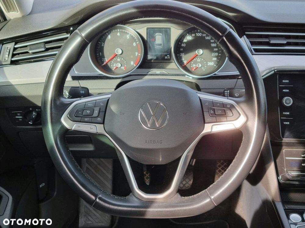 Volkswagen Passat Variant 1.5 TSI EVO Essence - 8