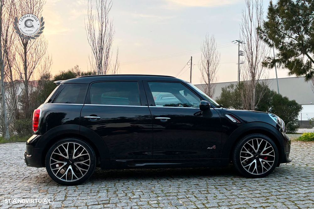 MINI Countryman John Cooper Works ALL4 - 4