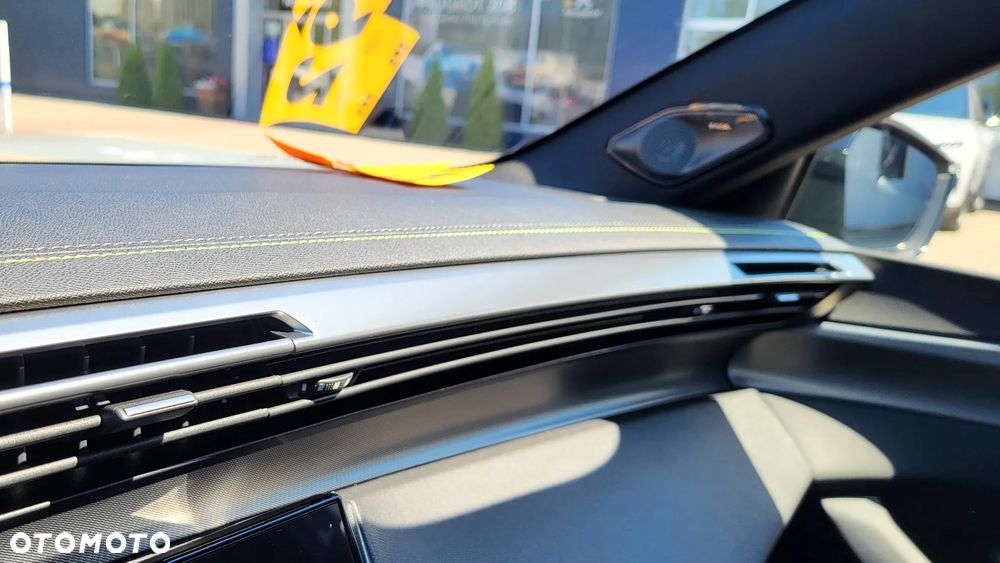 Peugeot 408 1.2 PureTech mHEV GT S&S e-DSC6 - 19