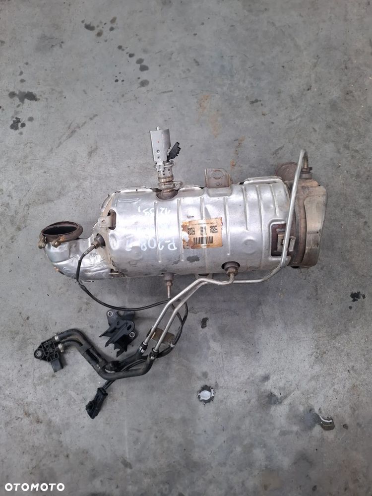 Peugeot 208 II katalizator DPF 1.5 9820045380 - 1