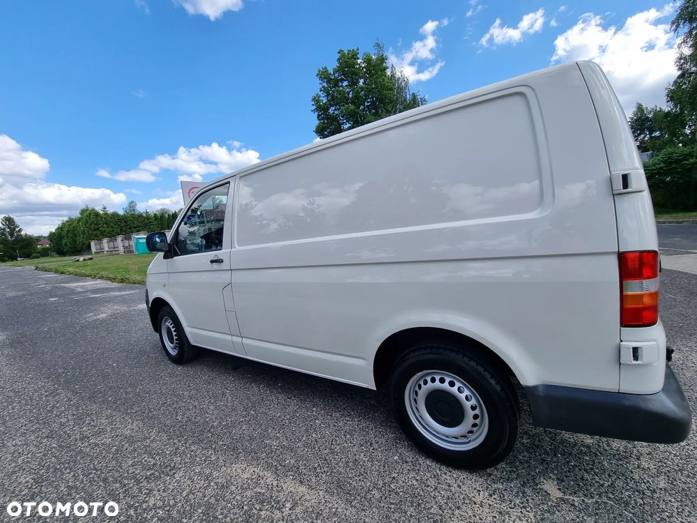 Volkswagen T5 - 18