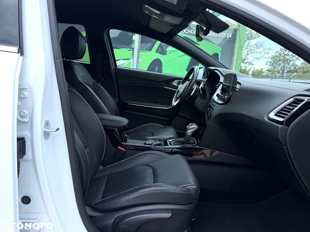 Kia ProCeed 1.5 T-GDI DCT7 OPF GT LINE - 39