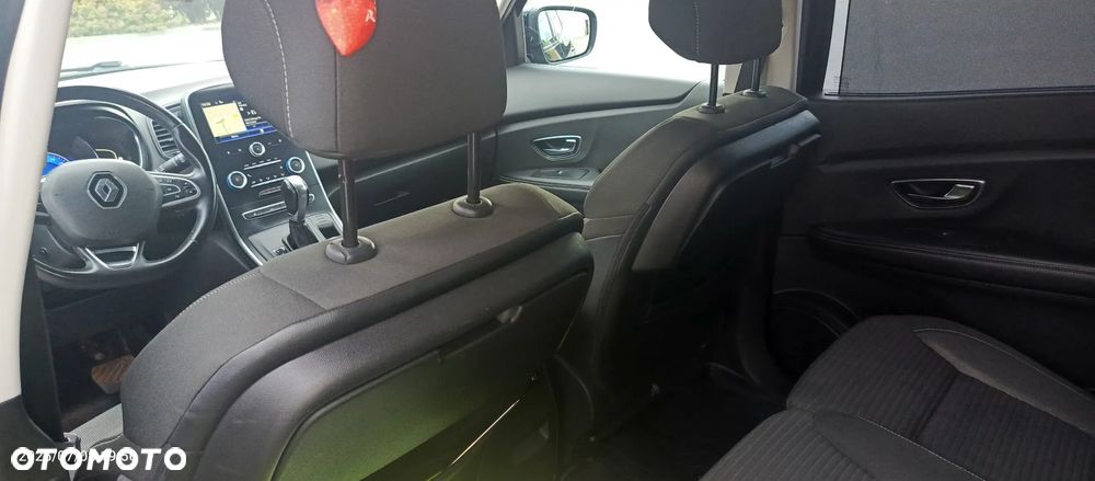 Renault Scenic 1.5 dCi Intens EDC - 17