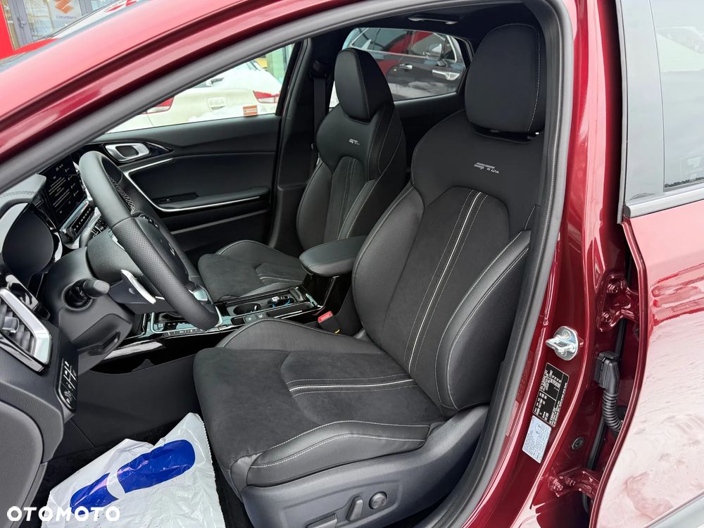 Kia XCeed 1.6 T-GDI GT-Line DCT - 17