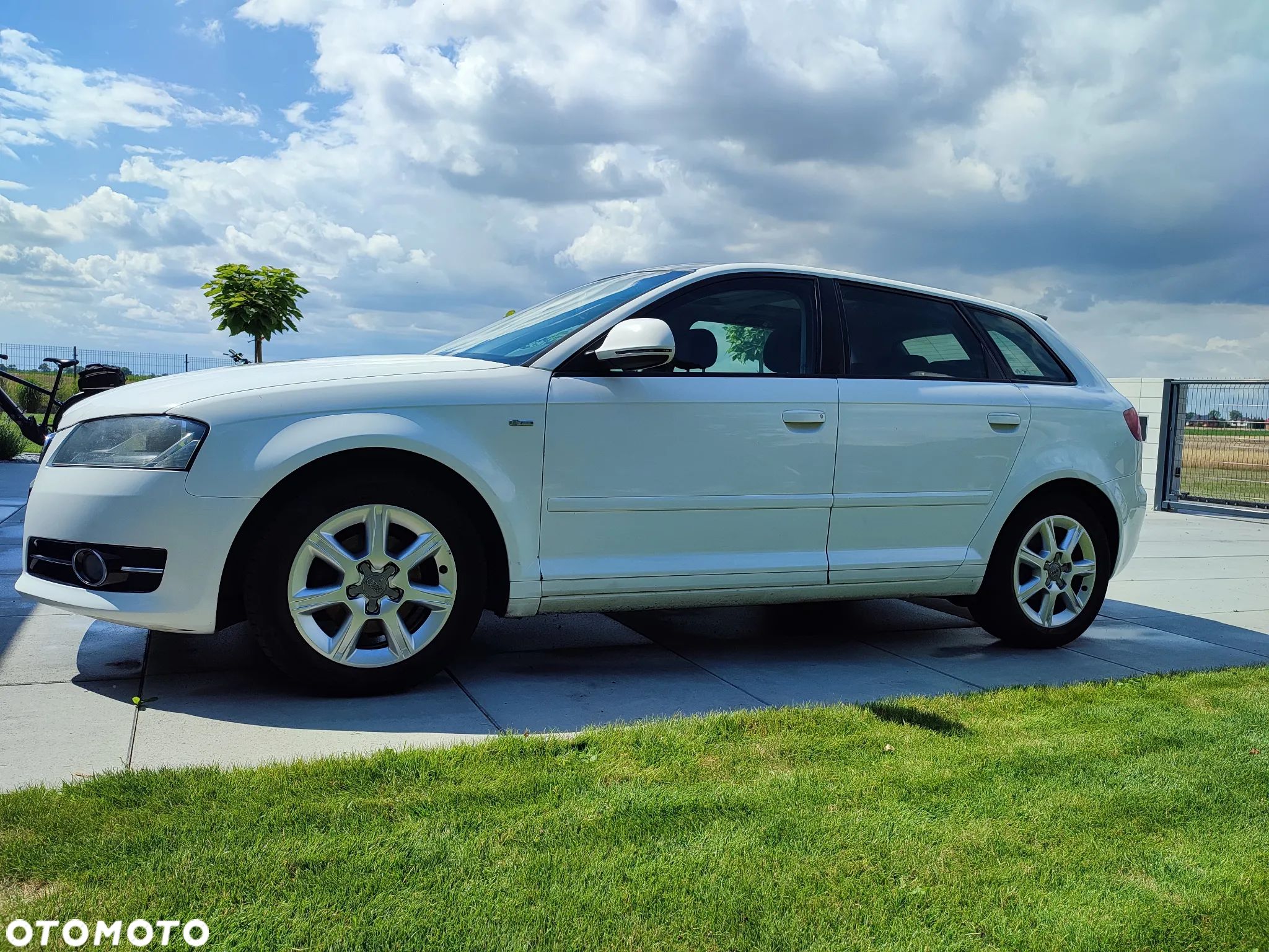 Audi A3 1.9 TDI Sportback S line Sportpaket plus - 1
