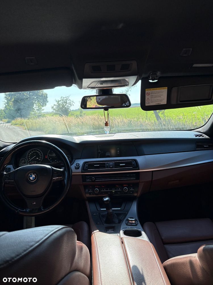 BMW Seria 5 520d - 7
