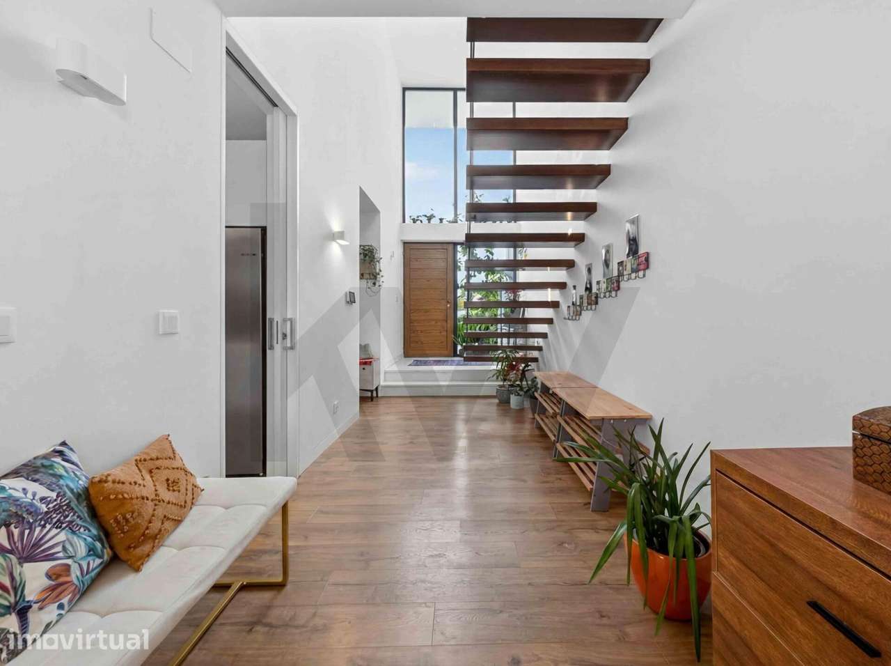 Moradia T4+1 Contemporânea com Piscina e Jardim Privativo em Cabriz, S - Grande imagem: 4/40