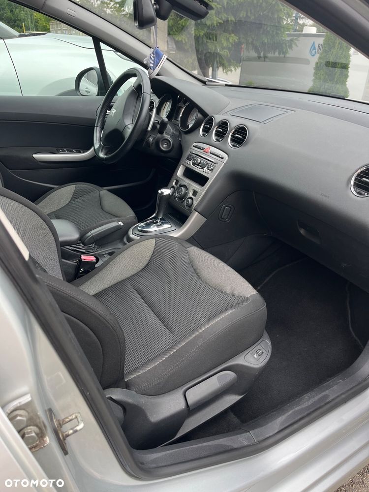 Peugeot 308 1.6 e-HDi Active STT - 11