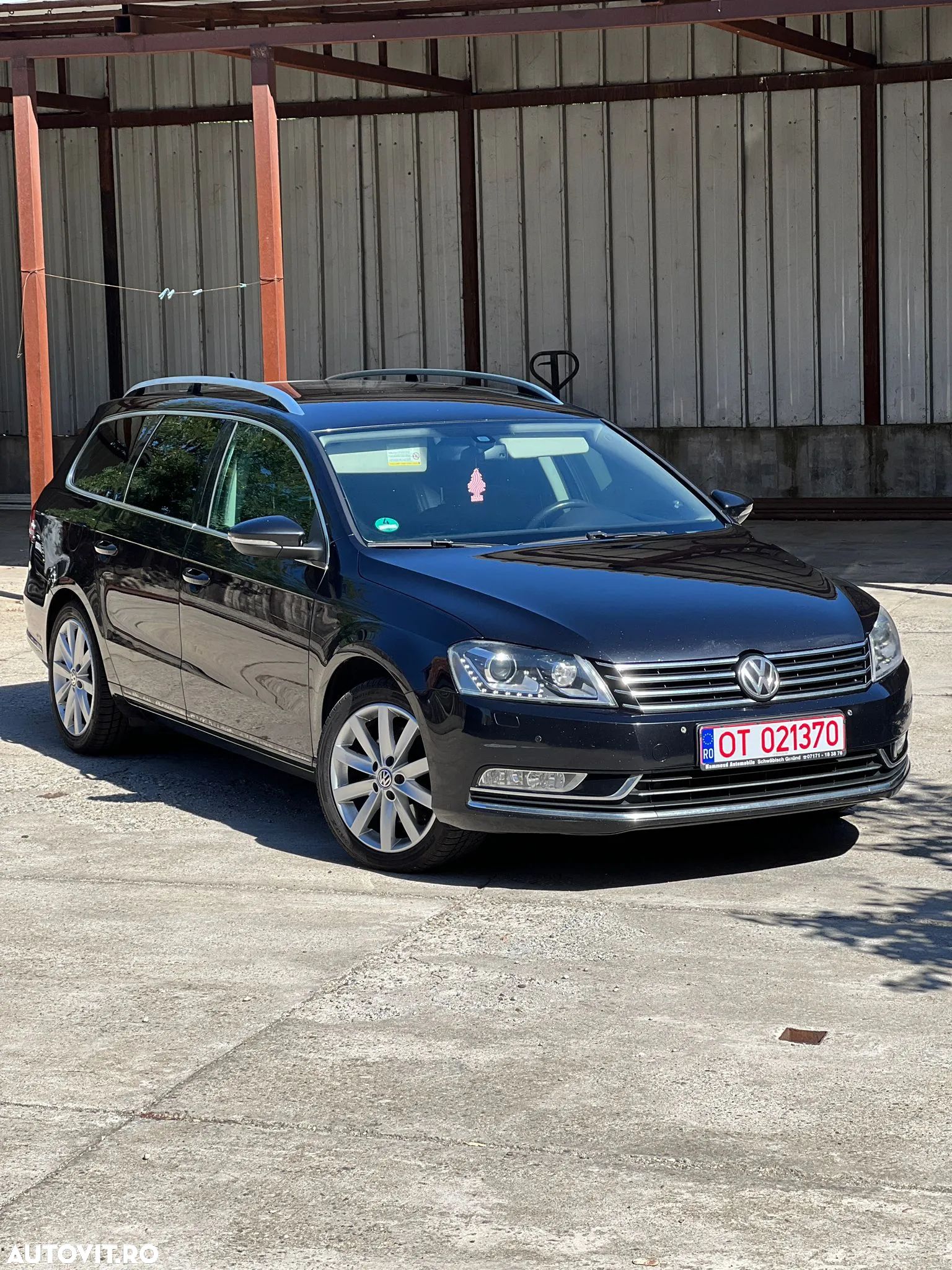 Volkswagen Passat Variant 2.0 TDI DPF DSG Highline - 1
