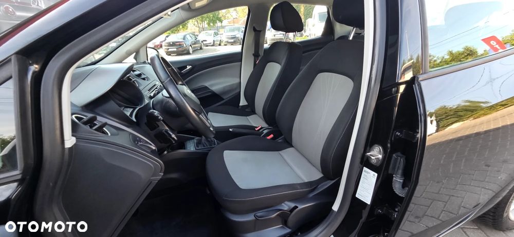 Seat Ibiza 1.2 TSI CONNECT - 30