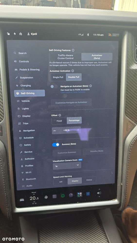 Tesla Model S - 21