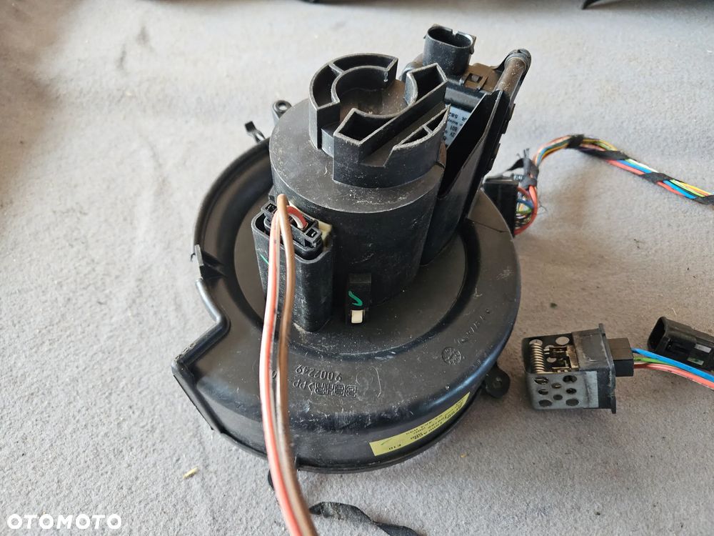 Wentylator dmuchawa nawiewu rezystor wiązka Opel Zafira A Lift 2005r - 3