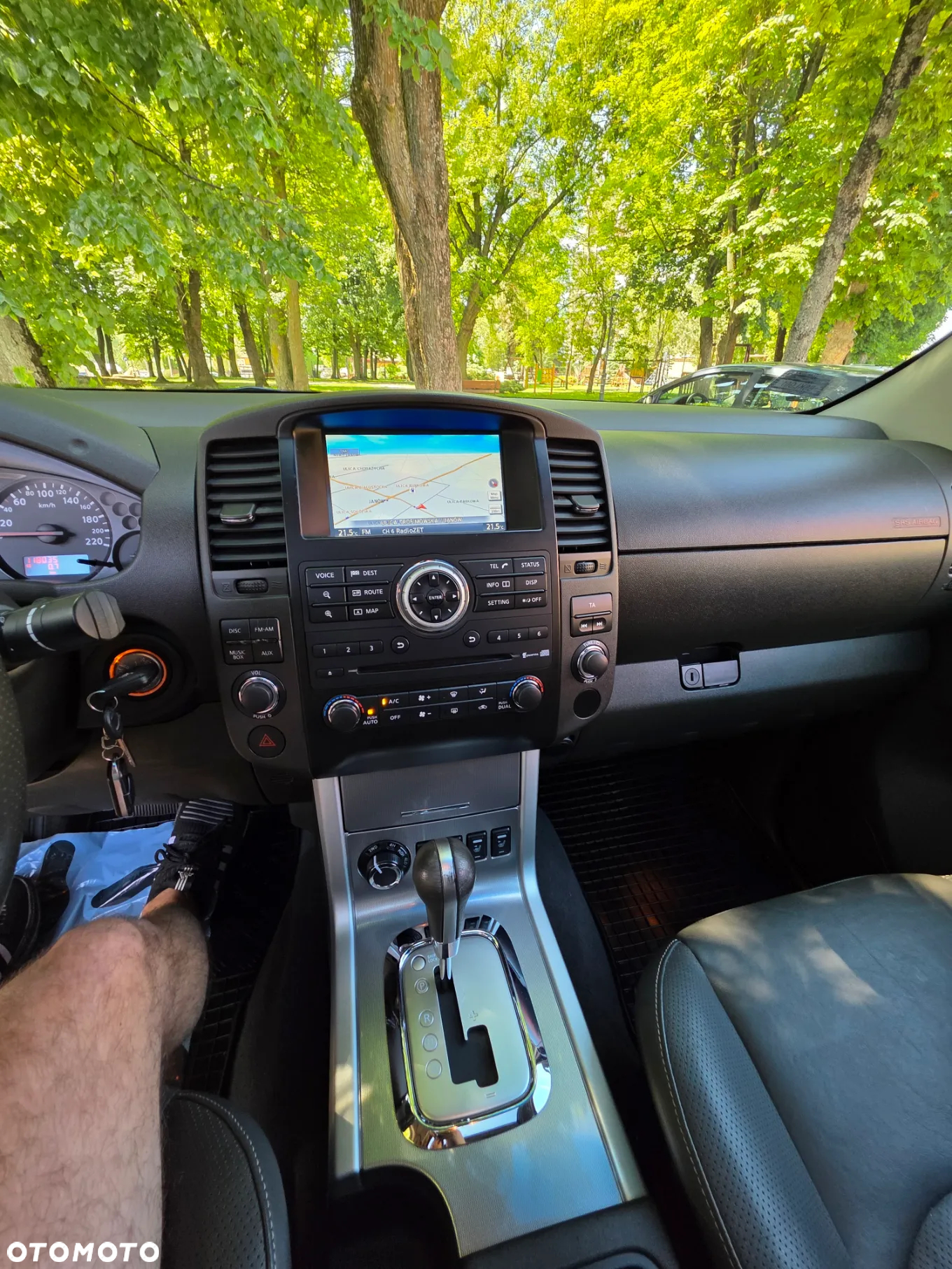 Nissan Navara 2.5 D LE Long EU5 - 16