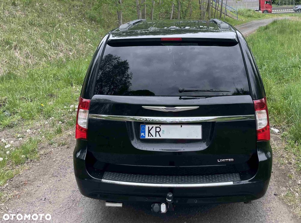 Chrysler Town & Country 3.6 Limited - 15