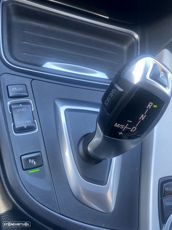 BMW 318 d DPF Aut. Edition Exclusive - 14