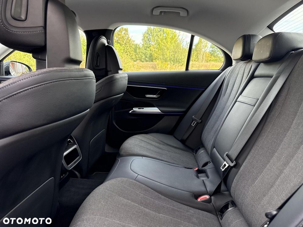 Mercedes-Benz Klasa E - 14