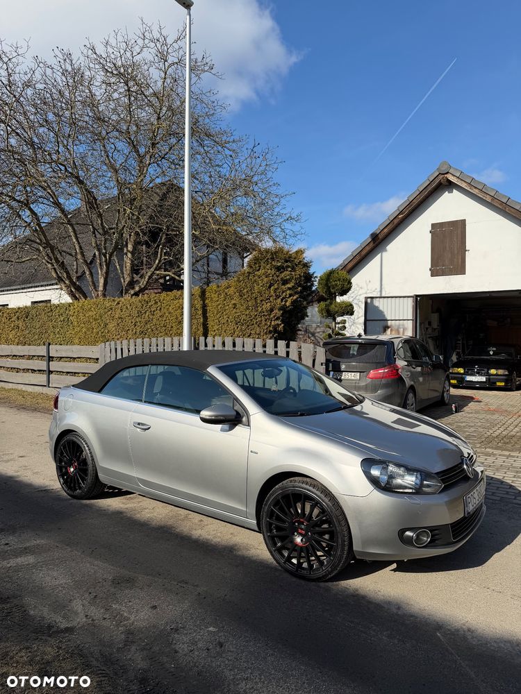 Volkswagen Golf - 6