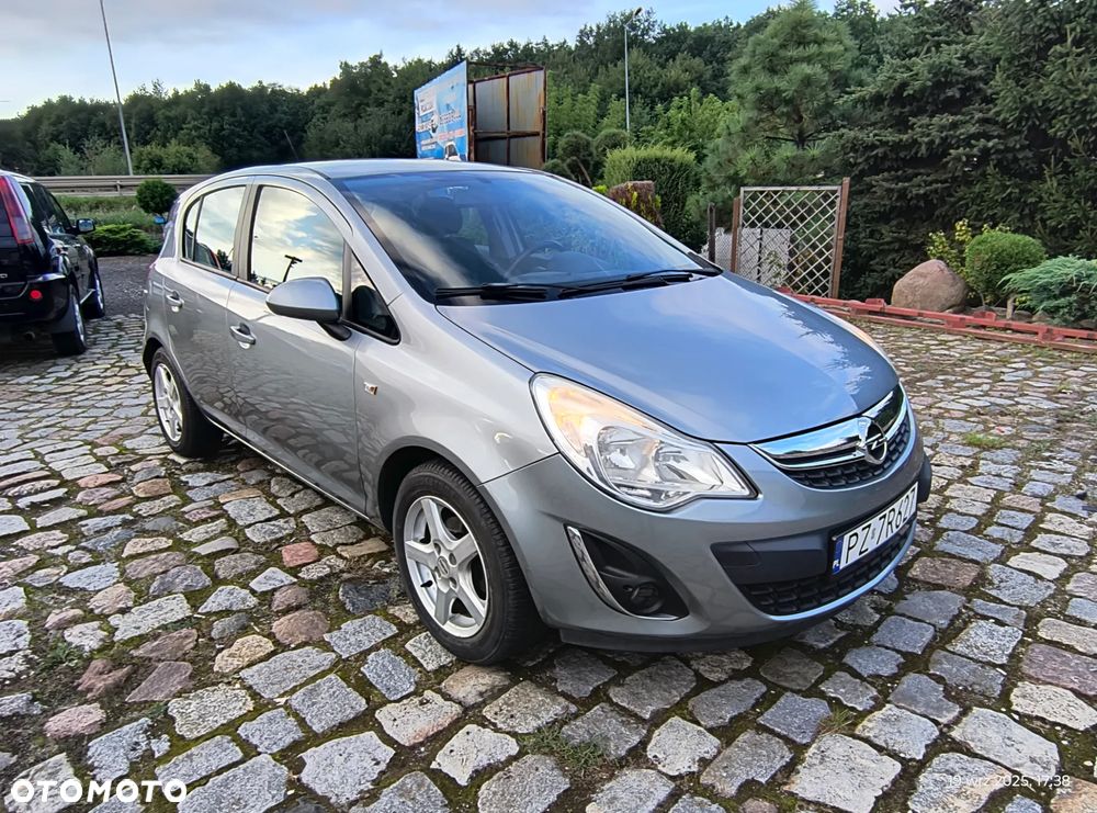 Opel Corsa 1.2 16V Enjoy - 1