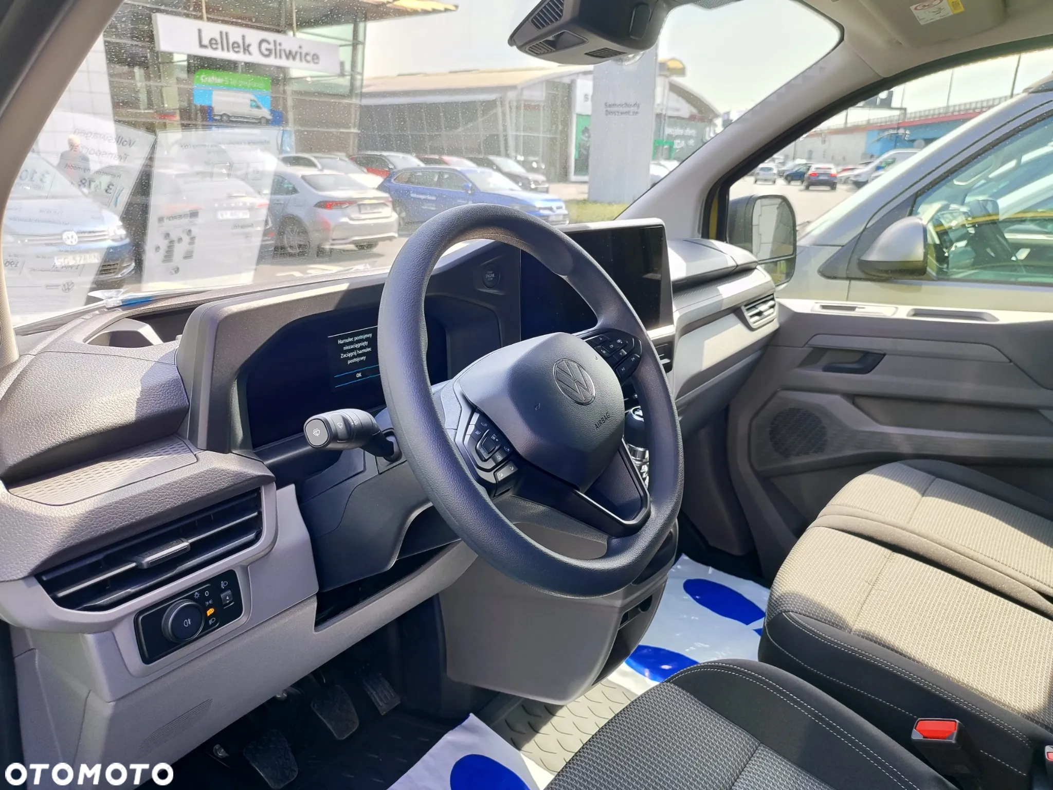 Volkswagen Transporter - 4