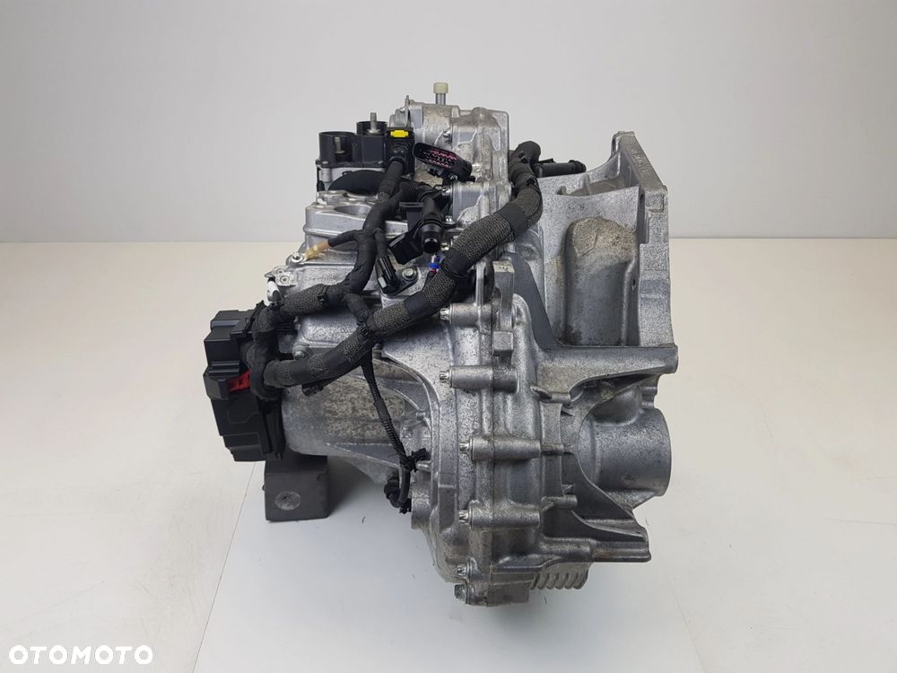 Skrzynia biegów Automatyczna BMW X1 U11 USA B48 B48A20S 2.0 GN7Y40EG - 4
