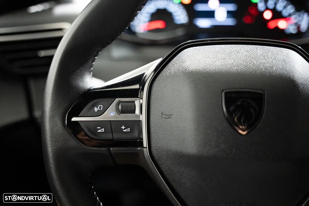 Peugeot 2008 1.2 PureTech Active - 14