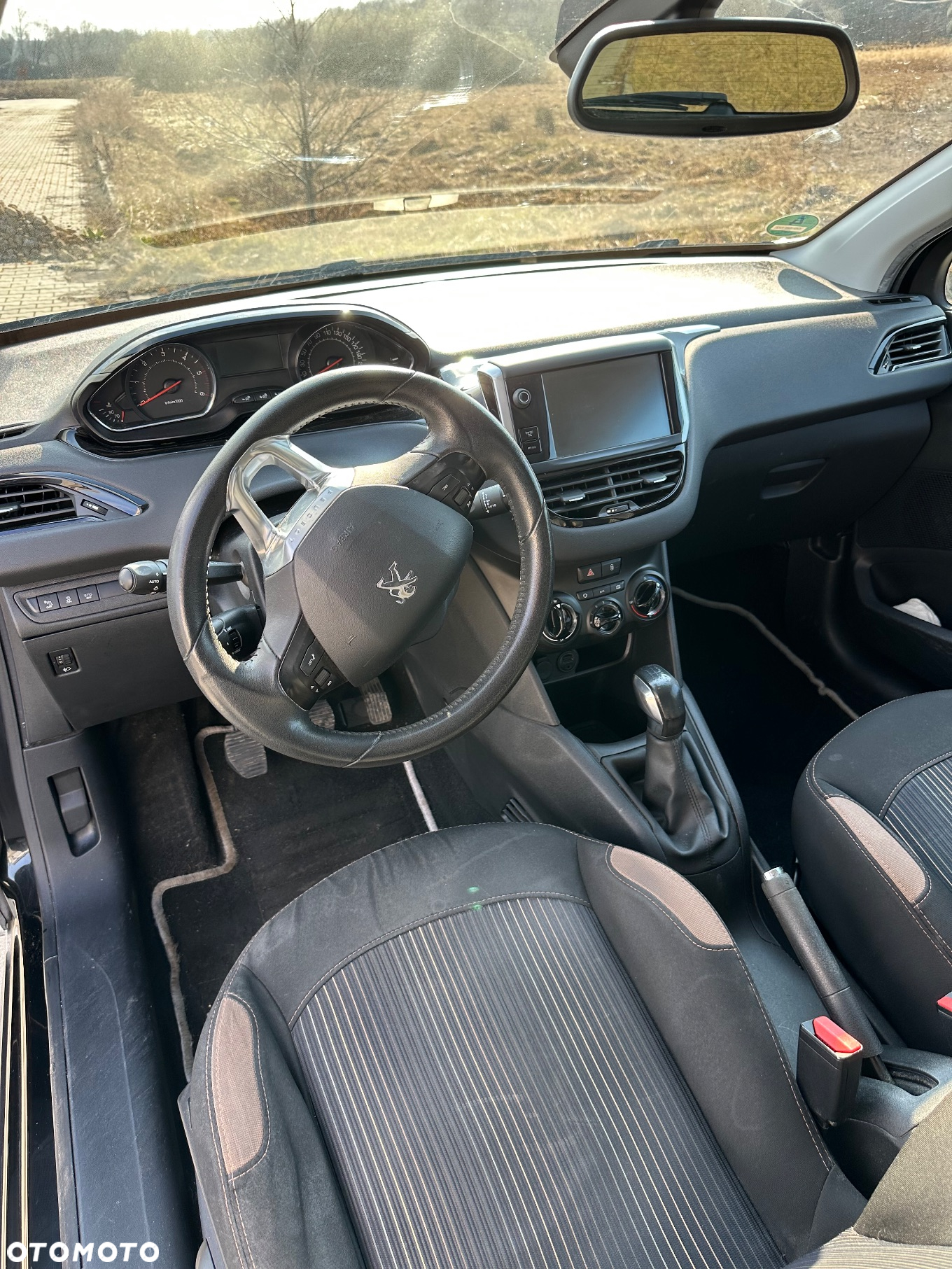Peugeot 208 1.6 e-HDi Active STT - 11