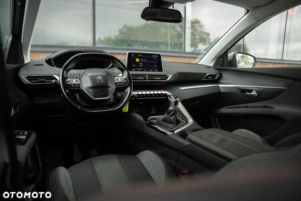 Peugeot 5008 BlueHDi 130 Active - 28