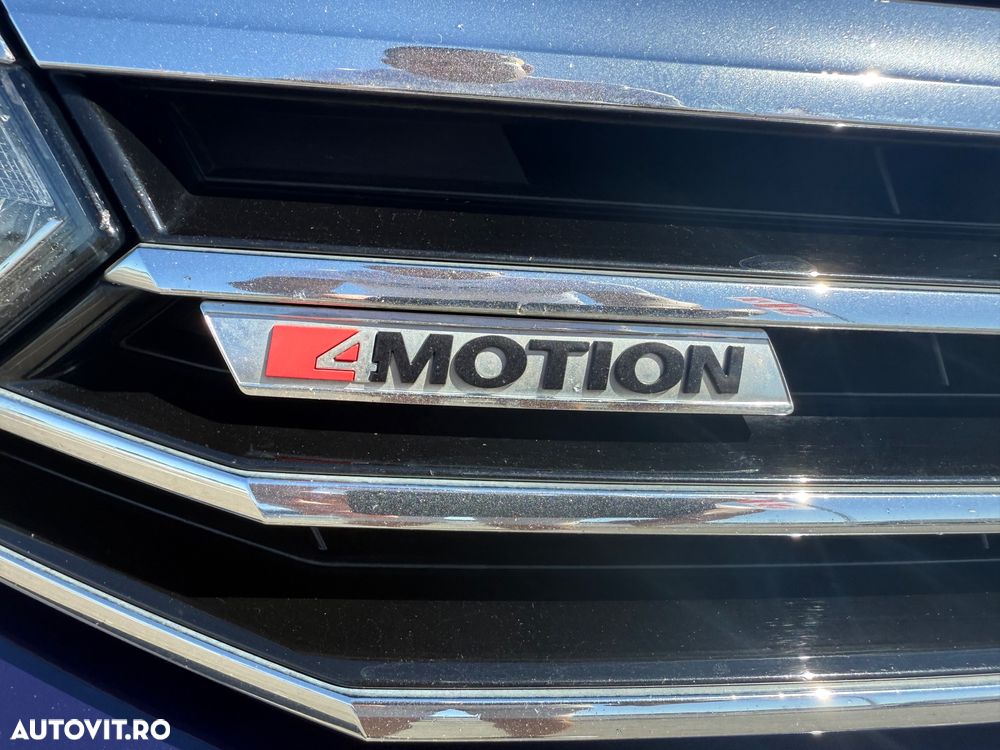 Volkswagen Passat Variant 2.0 TDI DSG 4Motion Highline - 39
