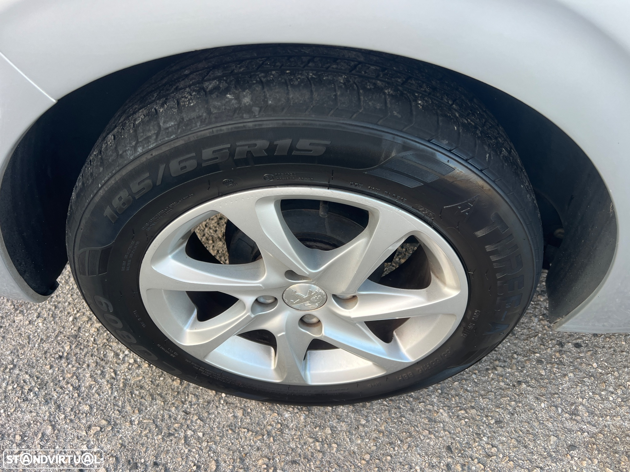 Peugeot 208 1.4 HDi Active - 14