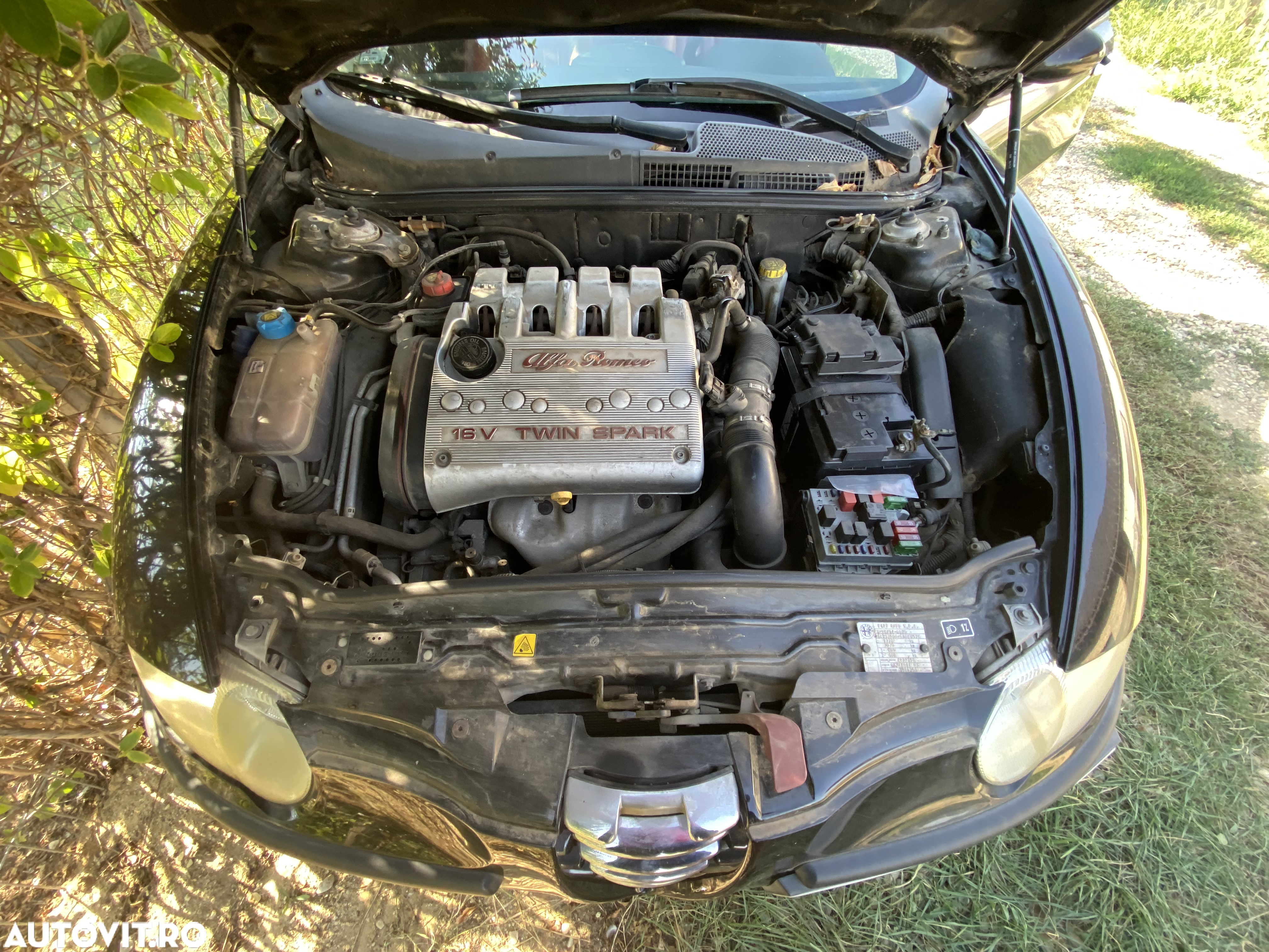 Alfa Romeo 147 2.0 Twin Spark Distinctive - 8