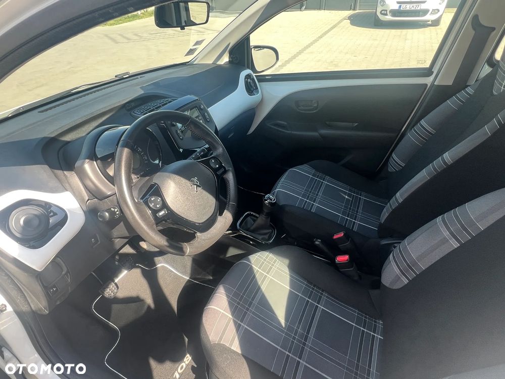 Peugeot 108 VTI 68 Top Style - 10