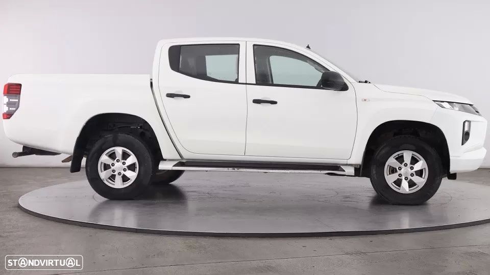 Mitsubishi L200 2.3 DI-D Strakar Space Cab Intense 4WD - 8