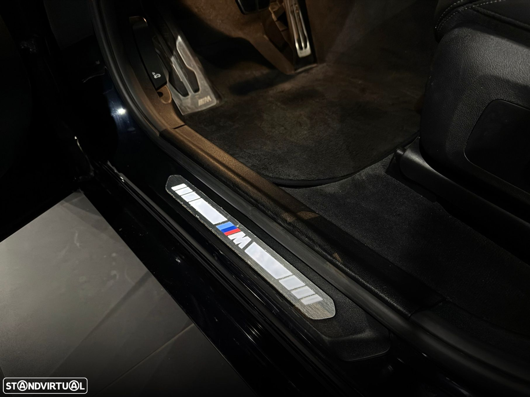 BMW iX3 M Sport Impressive - 16