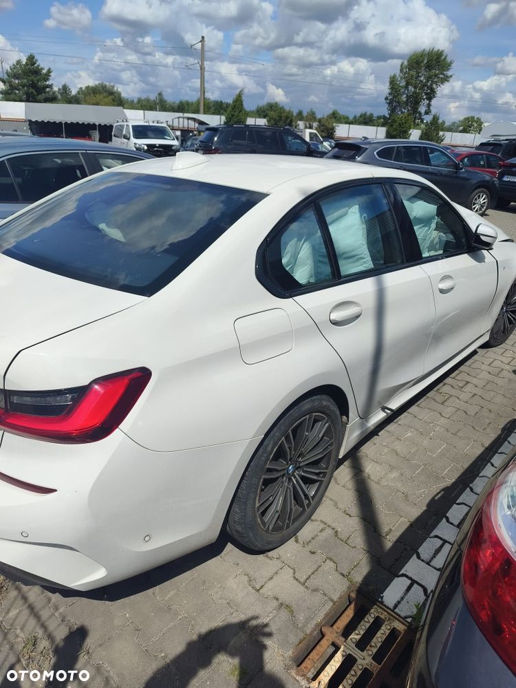 BMW G20 2020 photo 4