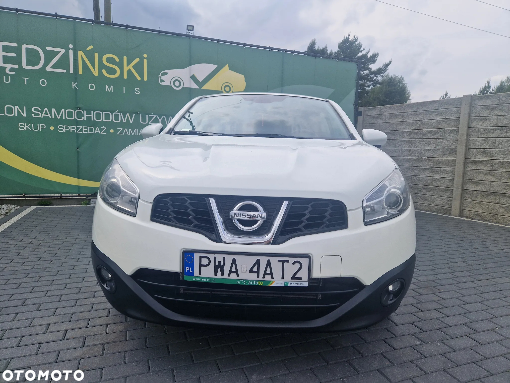 Nissan Qashqai 1.6 DCi 4x4 Black Edition EU6 - 17
