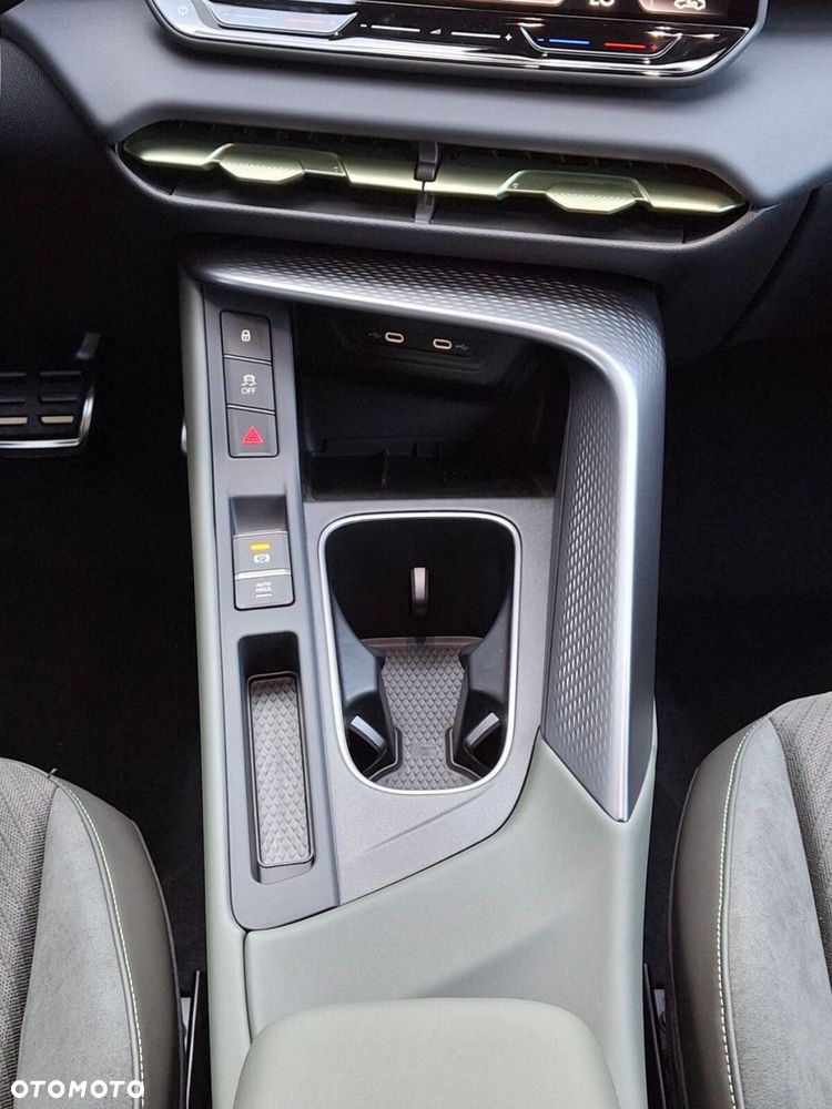 Cupra Terramar 1.5 eTSI mHEV Tribe Edition DSG - 31
