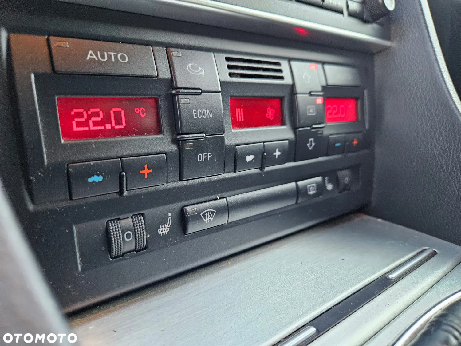 Audi A4 Avant 2.0 TDI - 29