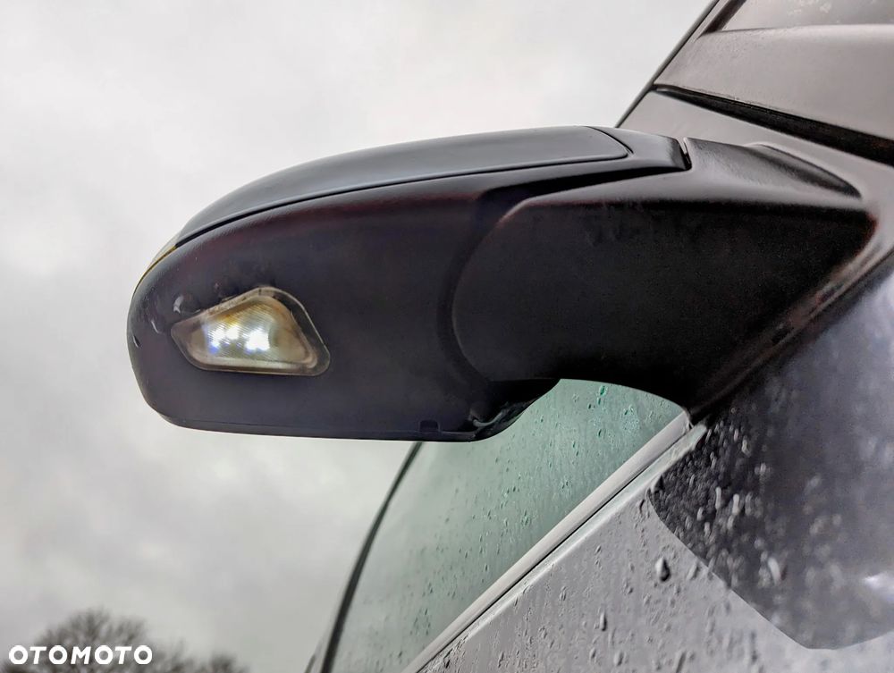 Ford Focus Cmax 1.8L 8V FWD 2006 H4 na części - 33