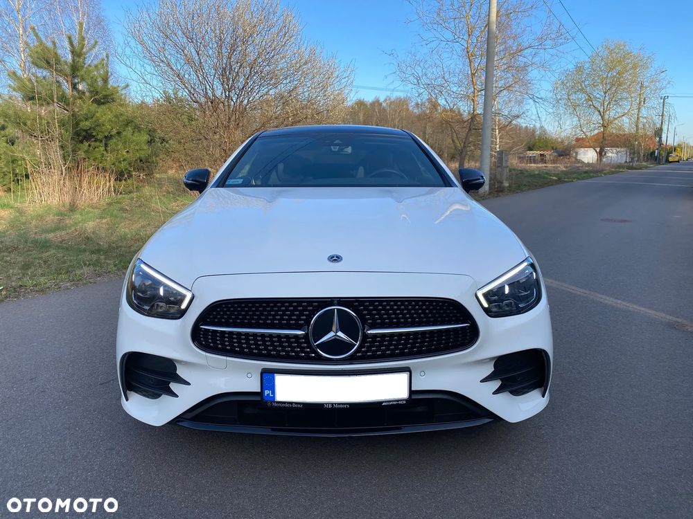 Mercedes-Benz Klasa E 200 4-Matic AMG - 2