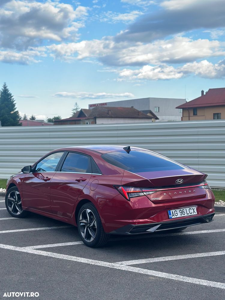 Hyundai Elantra 1.6 l 123 CP CVT Exclusive Navi - 4