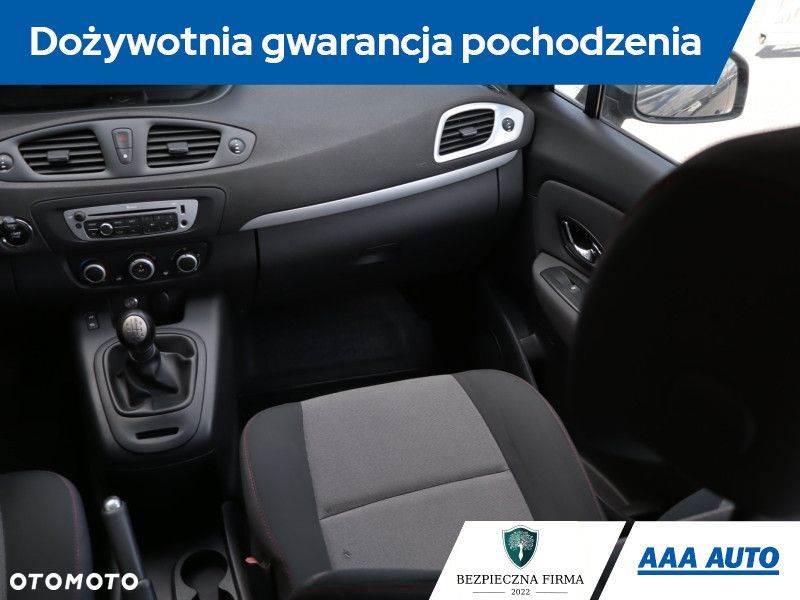 Renault Scenic - 10