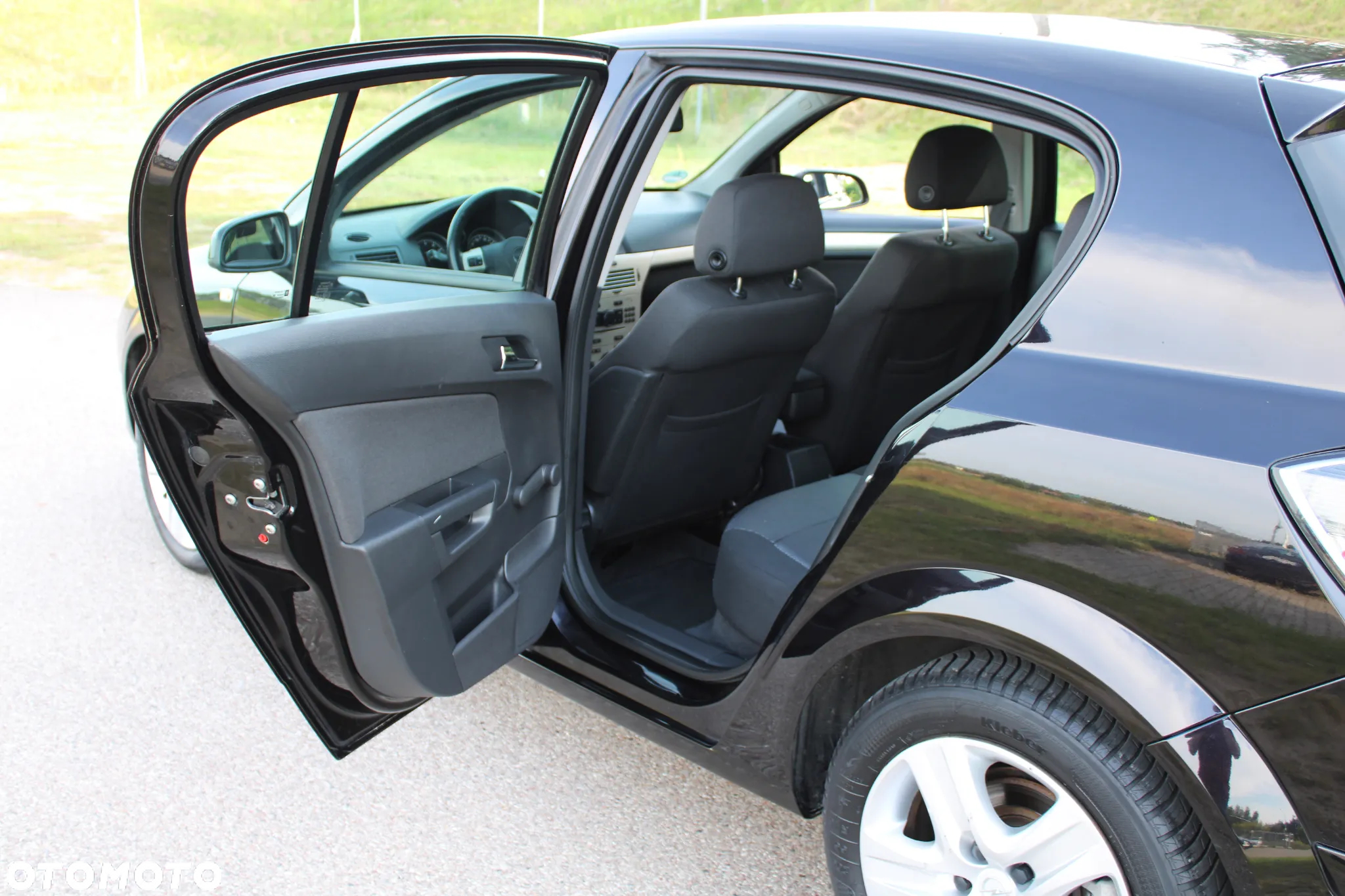 Opel Astra - 25