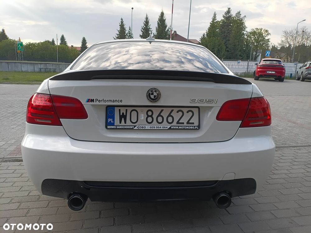 BMW Seria 3 335i xDrive M Sport Edition - 5