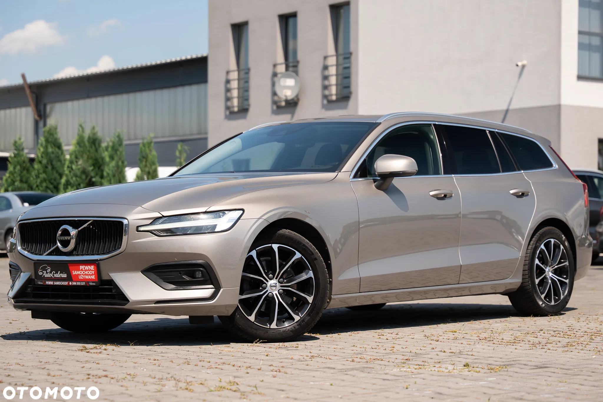 Volvo V60 D3 Momentum Pro - 8