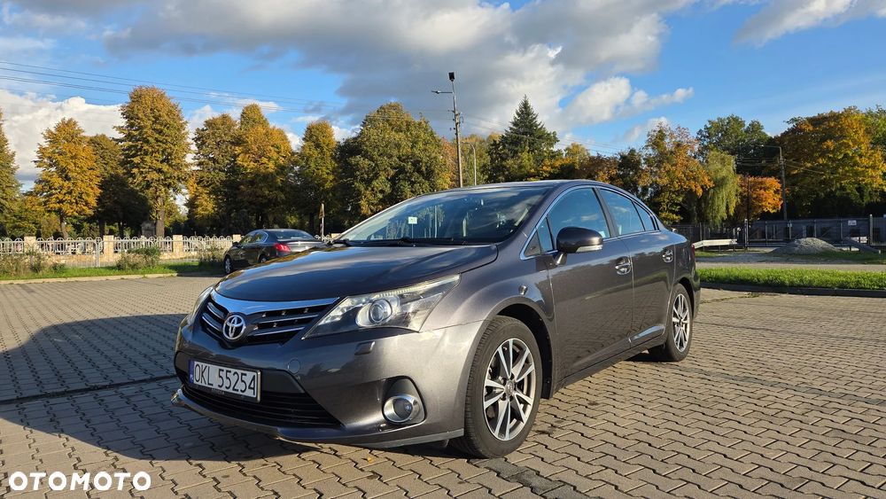 Toyota Avensis 1.8 Sol plus NAVI - 1